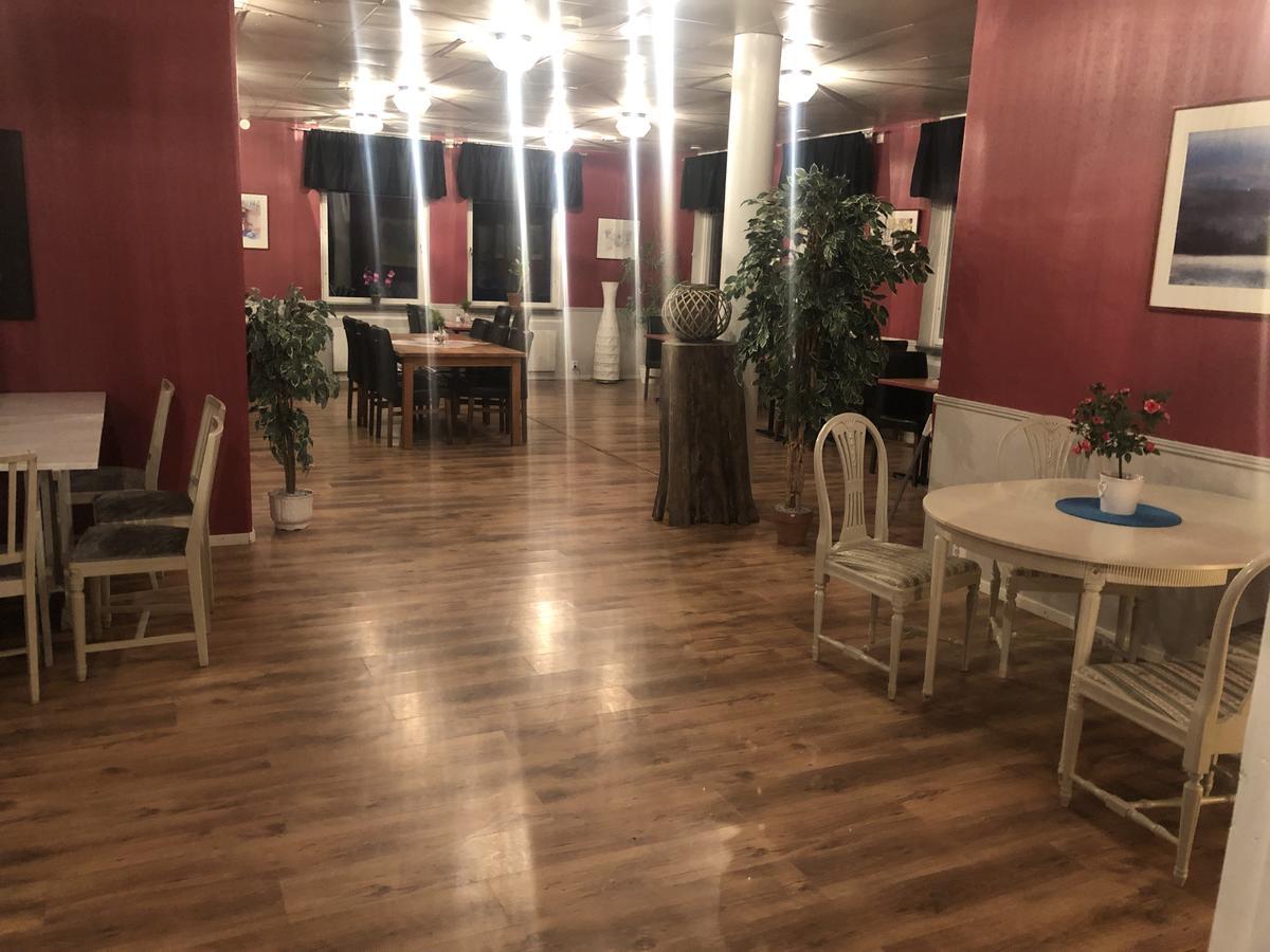 Dentas Hotell Raivi Hoting Экстерьер фото